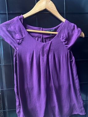 Banana Republic Purple Flutter Sleeve Blouse | Petite  | Back Button Detail